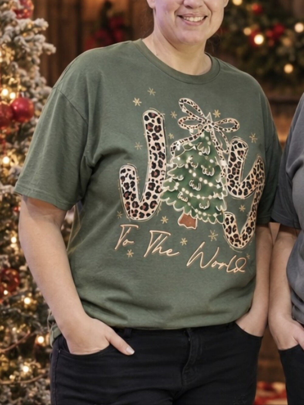 Custom-made Green Holiday Graphic Tee with Leopard Accents